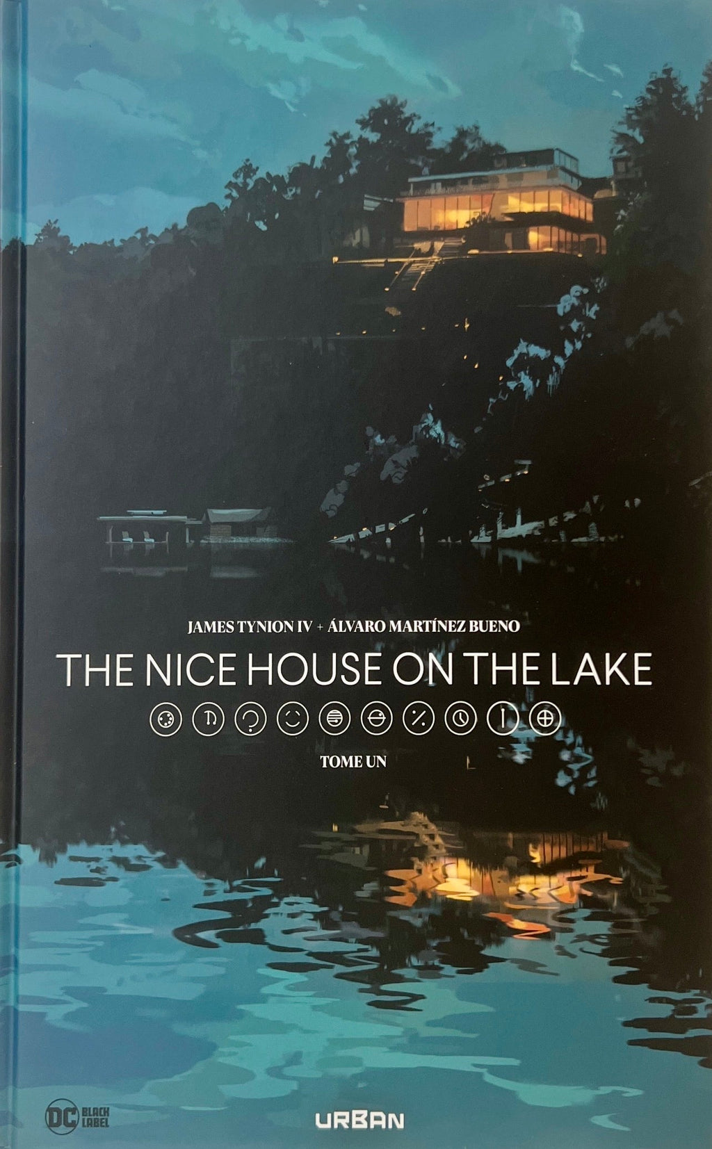 The nice house on the lake Tome 1 CHIC BOUTIQUE