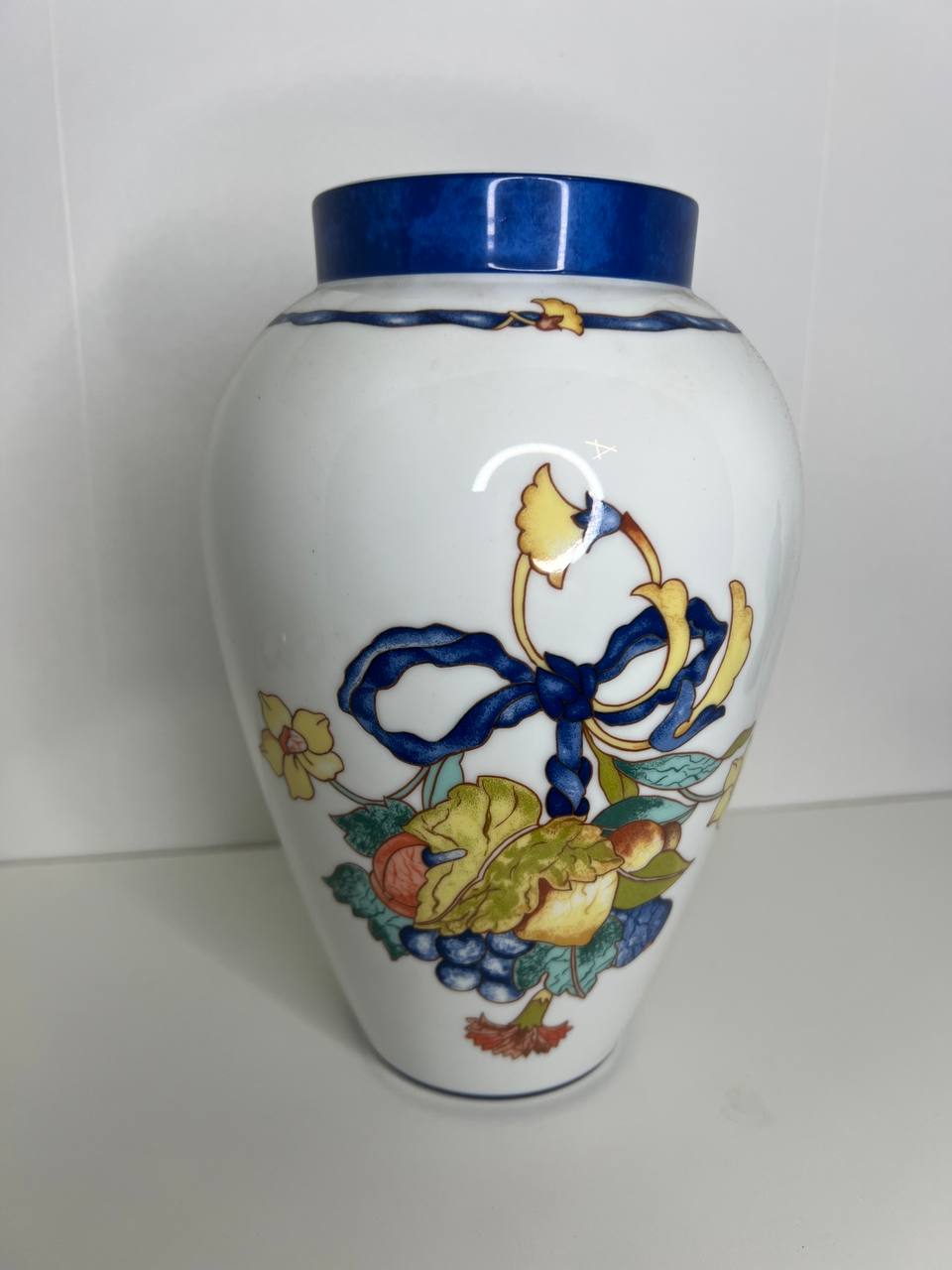 BERNARDAUD porcelaine Limoges - vase modèle Borghese My Store